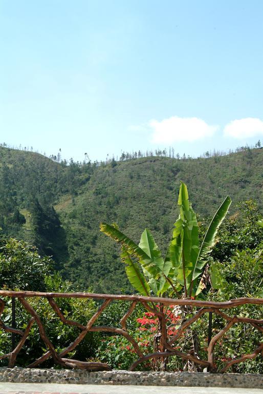 Finca Chamanapamba Guest House Baños Eksteriør billede