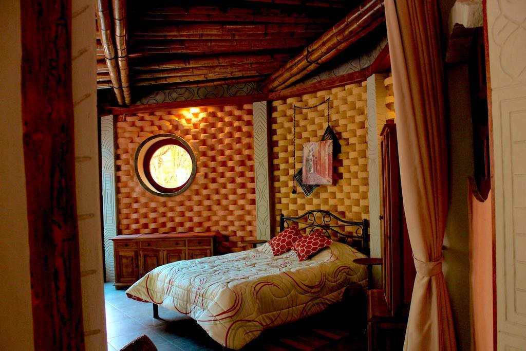 Finca Chamanapamba Guest House Baños Eksteriør billede