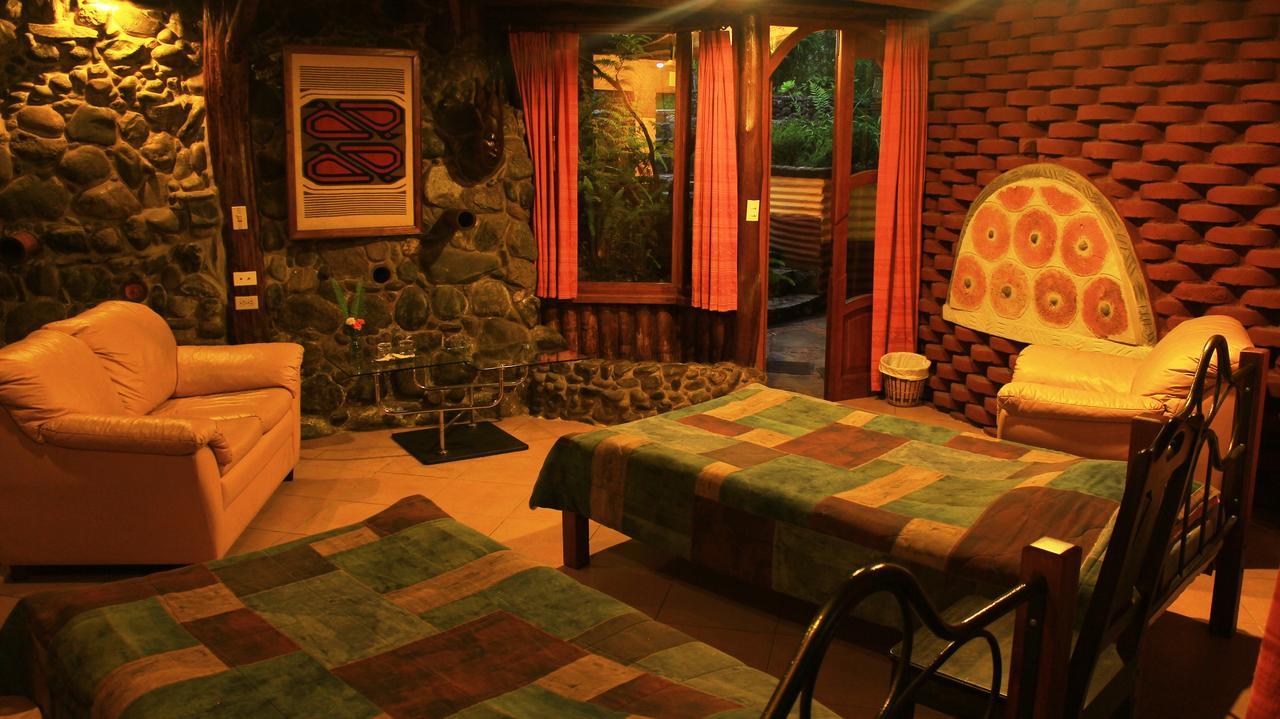 Finca Chamanapamba Guest House Baños Eksteriør billede